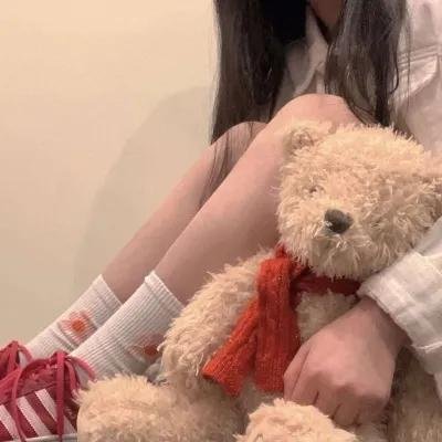群莺乱飞